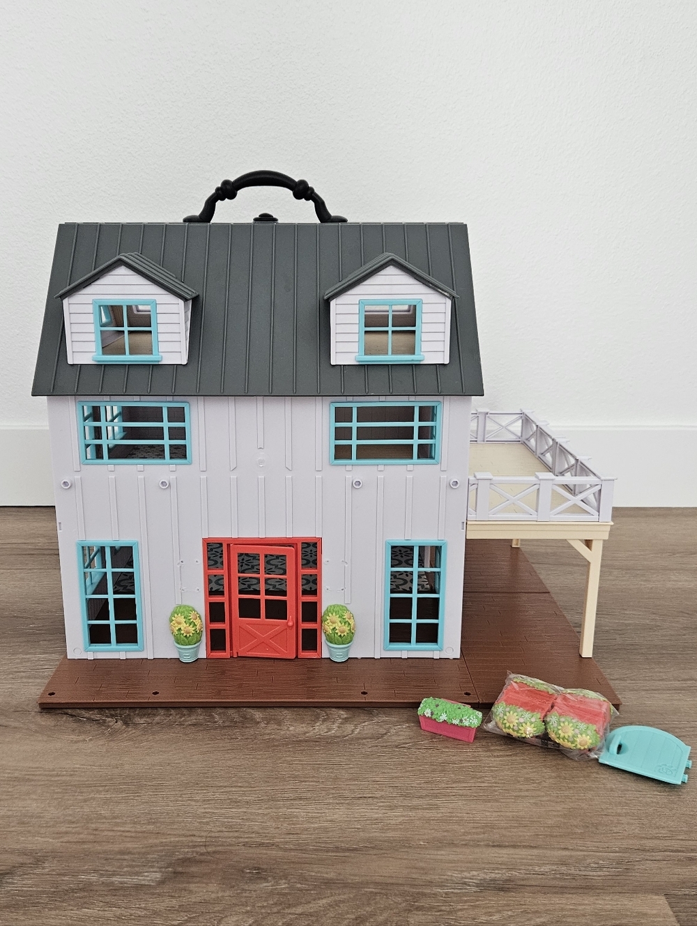 Sunny Days Honey Bee Acres Buzzby Farmhouse